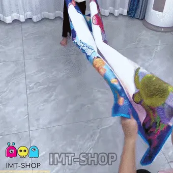 Water doodling mat in use